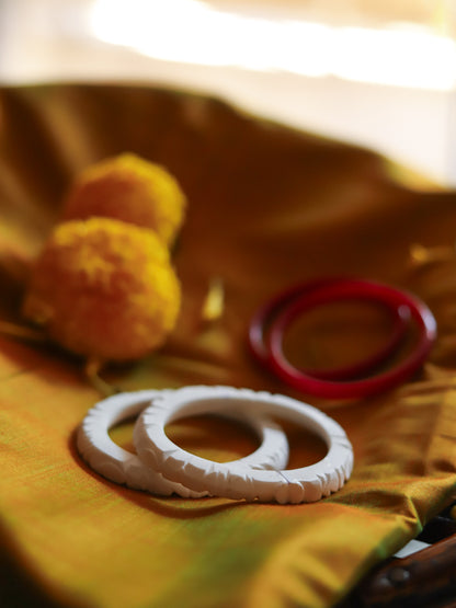 Handcarved Shakha Pola Bangle Pair (2.2 Inch)
