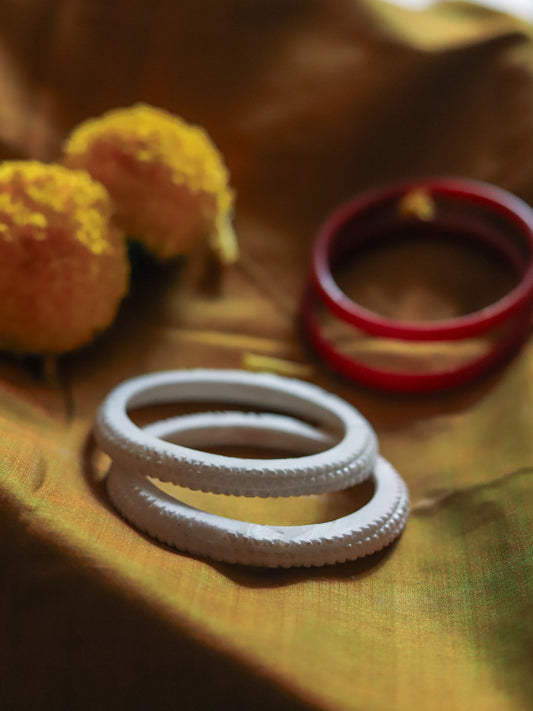 Handcarved Shakha Pola Bangle Pair (2.6 Inch)