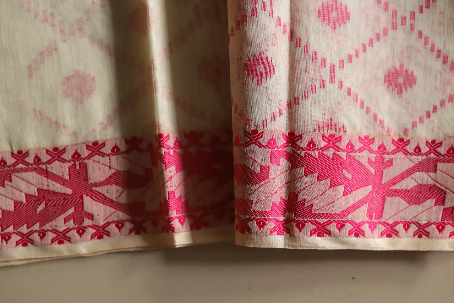 Handwoven Dhakai Saree in Jamdani Weave