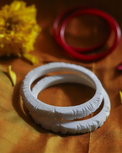 Handcarved Shakha Pola Bangle Pair (2.4 Inch)