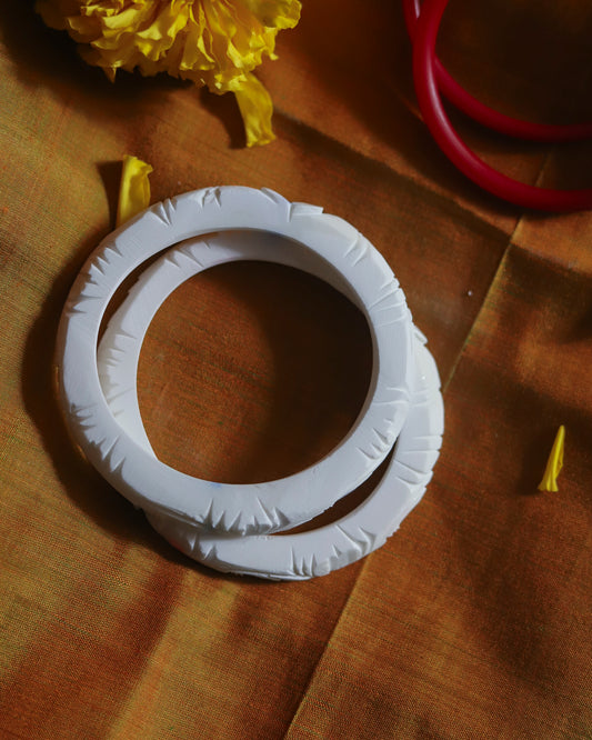 Handcarved Shakha Pola (2.4 Inch)