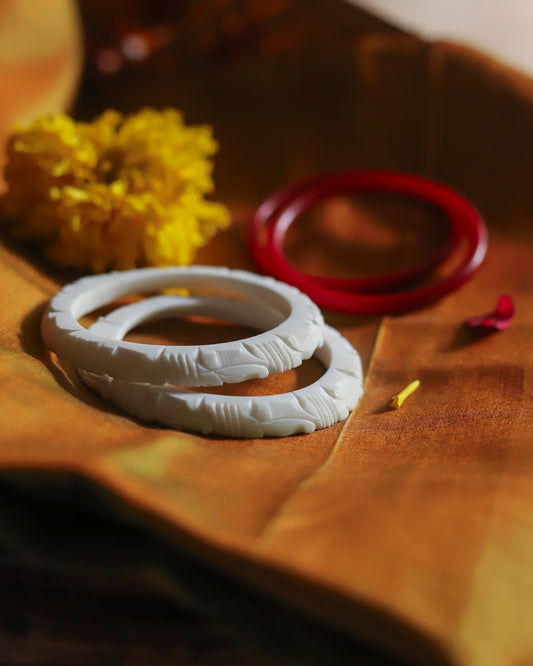 Handcarved Shakha Pola Bangle Pair (2.4 Inch)