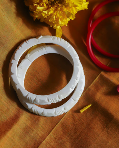 Handcarved Shakha Pola Bangle Pair (2.4 Inch)