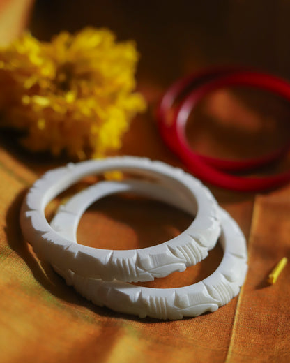 Handcarved Shakha Pola Bangle Pair (2.4 Inch)