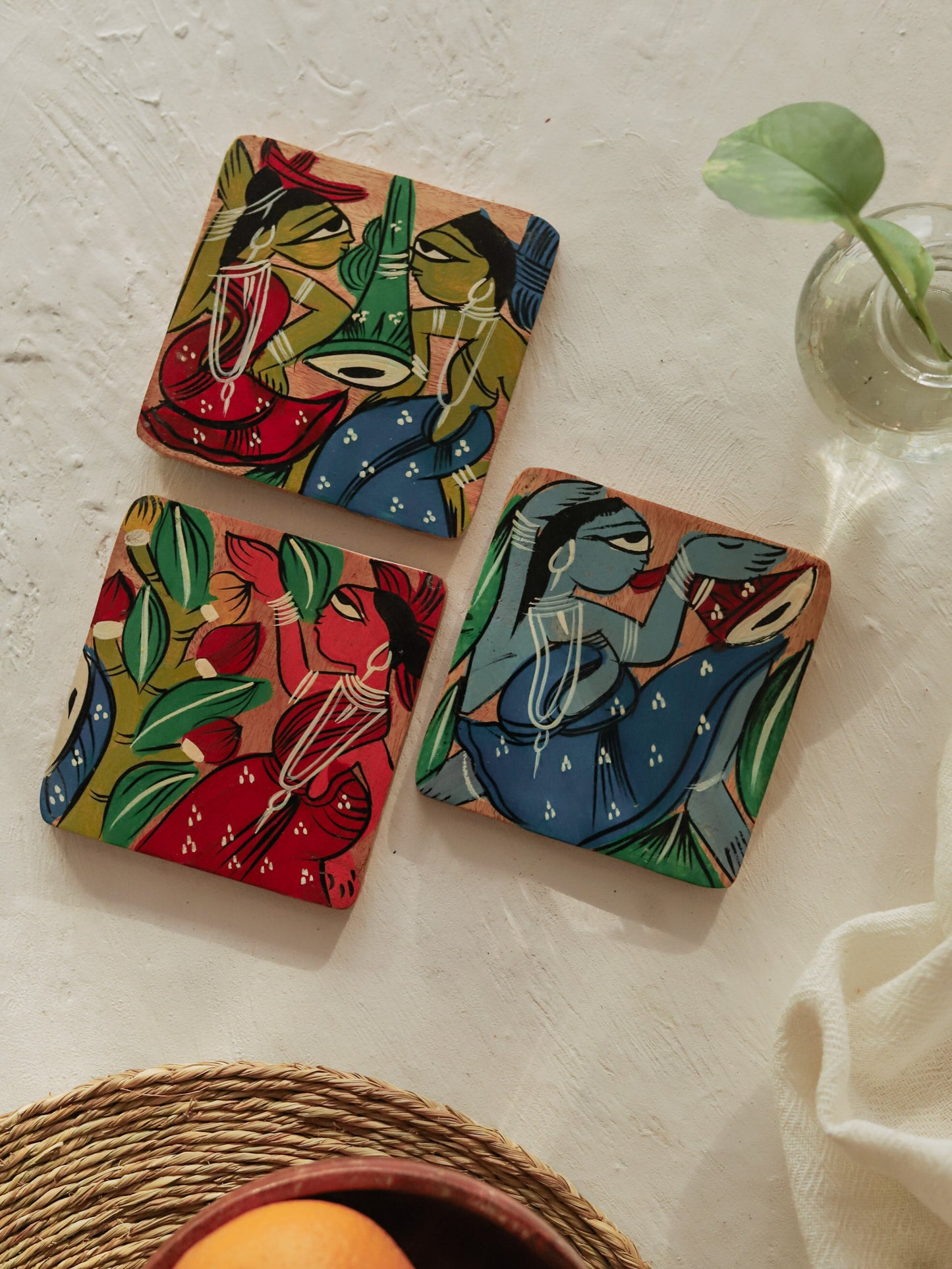 Hand painted Wooden Pattachitra Coaster Set