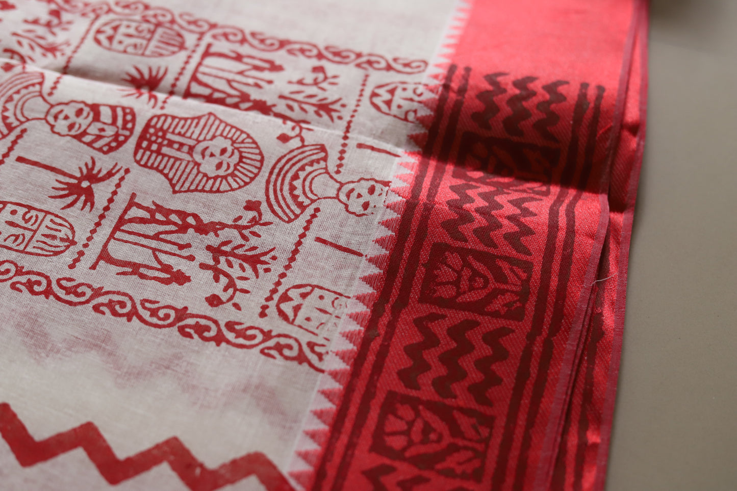 Handwoven Bengal White and Red Cotton Saree