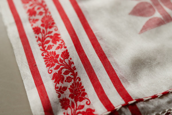 Handwoven Bengal White and Red Handloom Saree