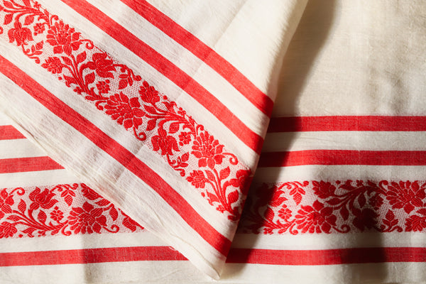 Handwoven Bengal White and Red Handloom Saree