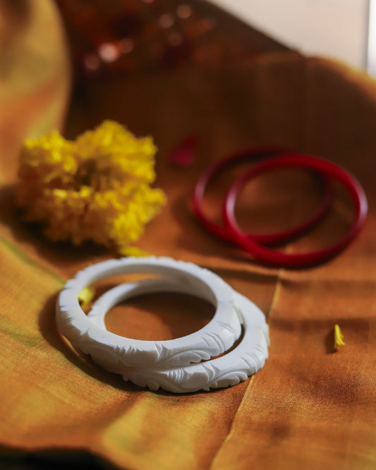 Handcarved Shakha Pola Bangle Pair (2.4 Inch)