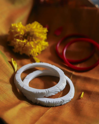 Handcarved Shakha Pola Bangle Pair (2.4 Inch)