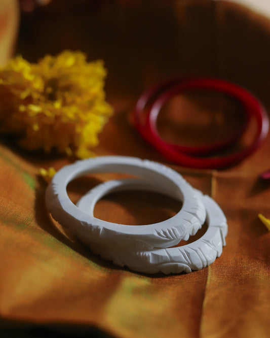 Handcarved Shakha Pola Bangle Pair (2.4 Inch)