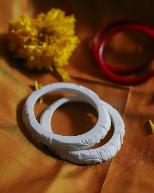 Handcarved Shakha Pola Bangle Pair (2.4 Inch)