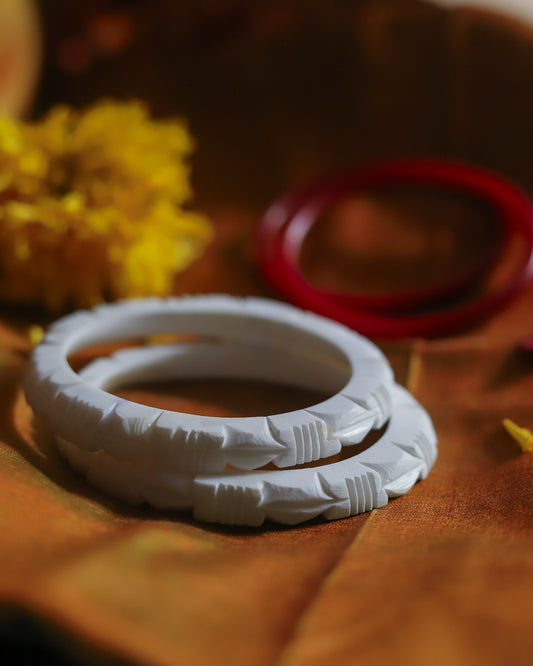 Handcarved Shakha Pola Bangle Pair (2.4 Inch)