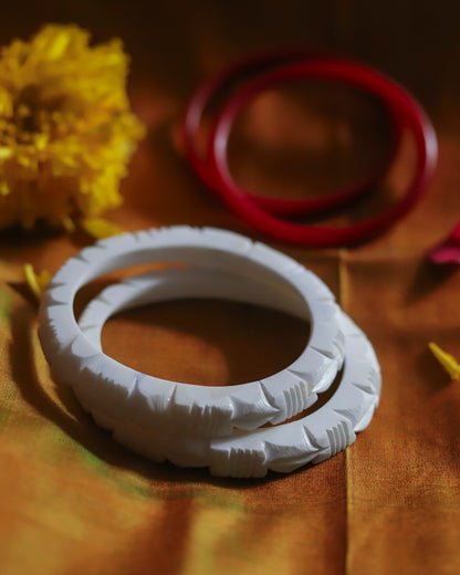 Handcarved Shakha Pola Bangle Pair (2.4 Inch)