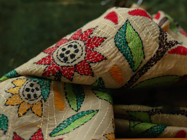 Hand Embroidery Kantha Silk Stole