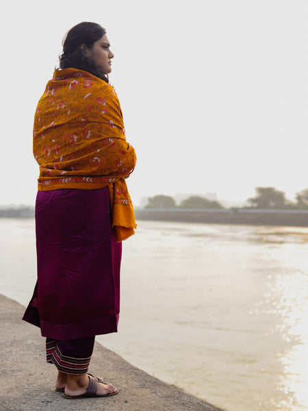 Handmade Bengal Kantha Woollen Shawl