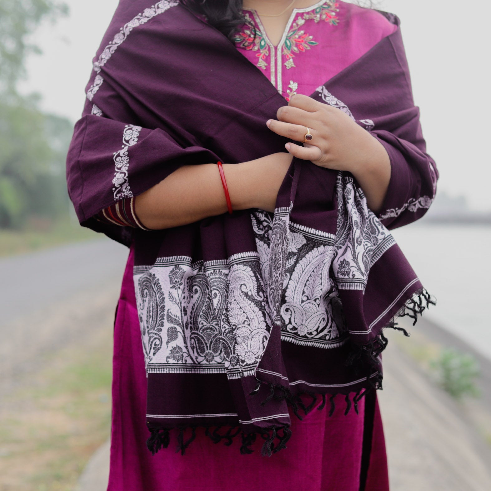 Handwoven Bengal Baluchari Shawl