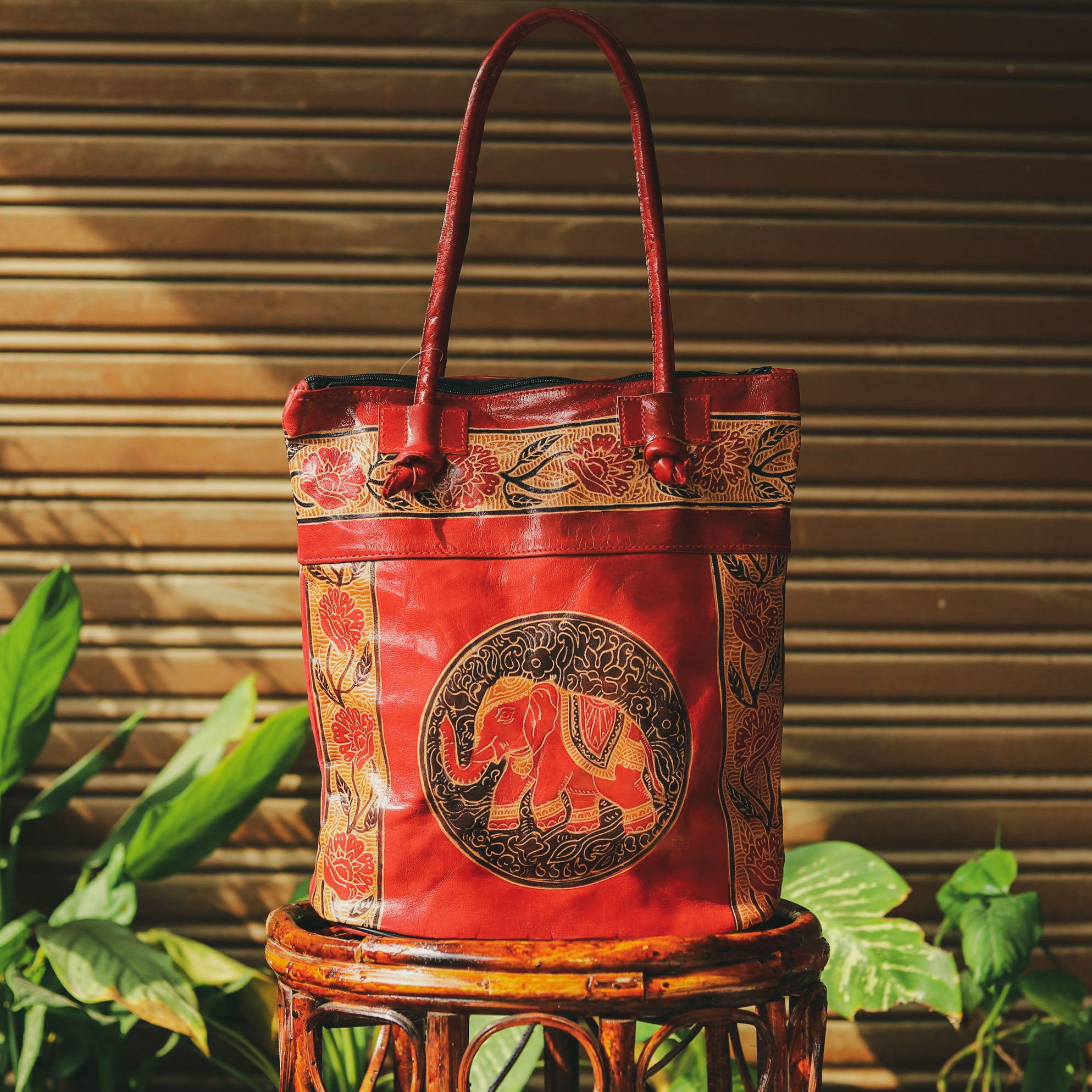 Buy Ananya Leather Handicraft Women Multi Colour Genuine Leather  Shantiniketan Hand Bag Purse Online at Best Prices in India - JioMart.